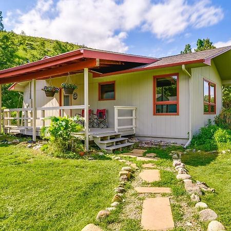 Dog-Friendly Red Lodge Home With On-Site Pond! Exterior photo
