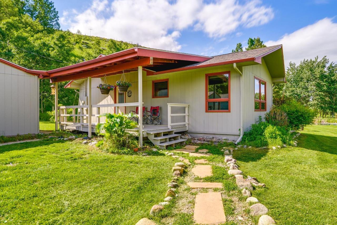 Dog-Friendly Red Lodge Home With On-Site Pond! Exterior photo